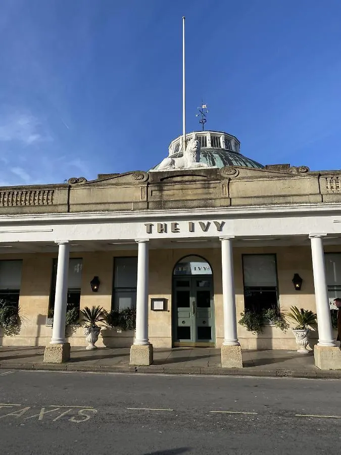 Suitely - Albion Place Cheltenham Holiday home