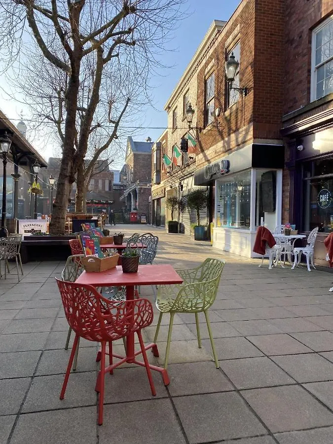 Suitely - Albion Place Cheltenham